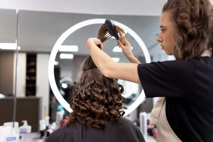 Hairdressing career outcomes in Australia